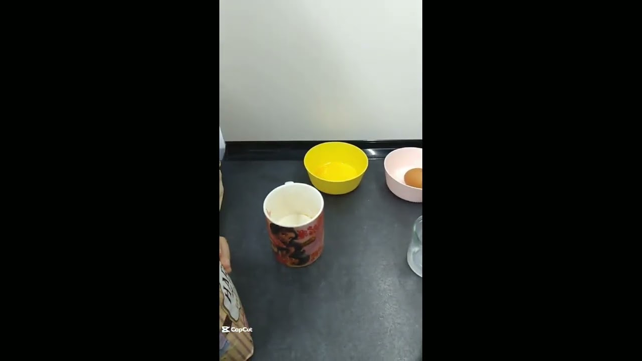 Cómo hacer un bizcocho de chocolate en una taza