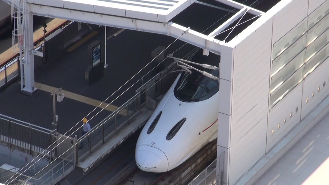 Kyusyu Shinkansen at Kagoshima-Chuo Station