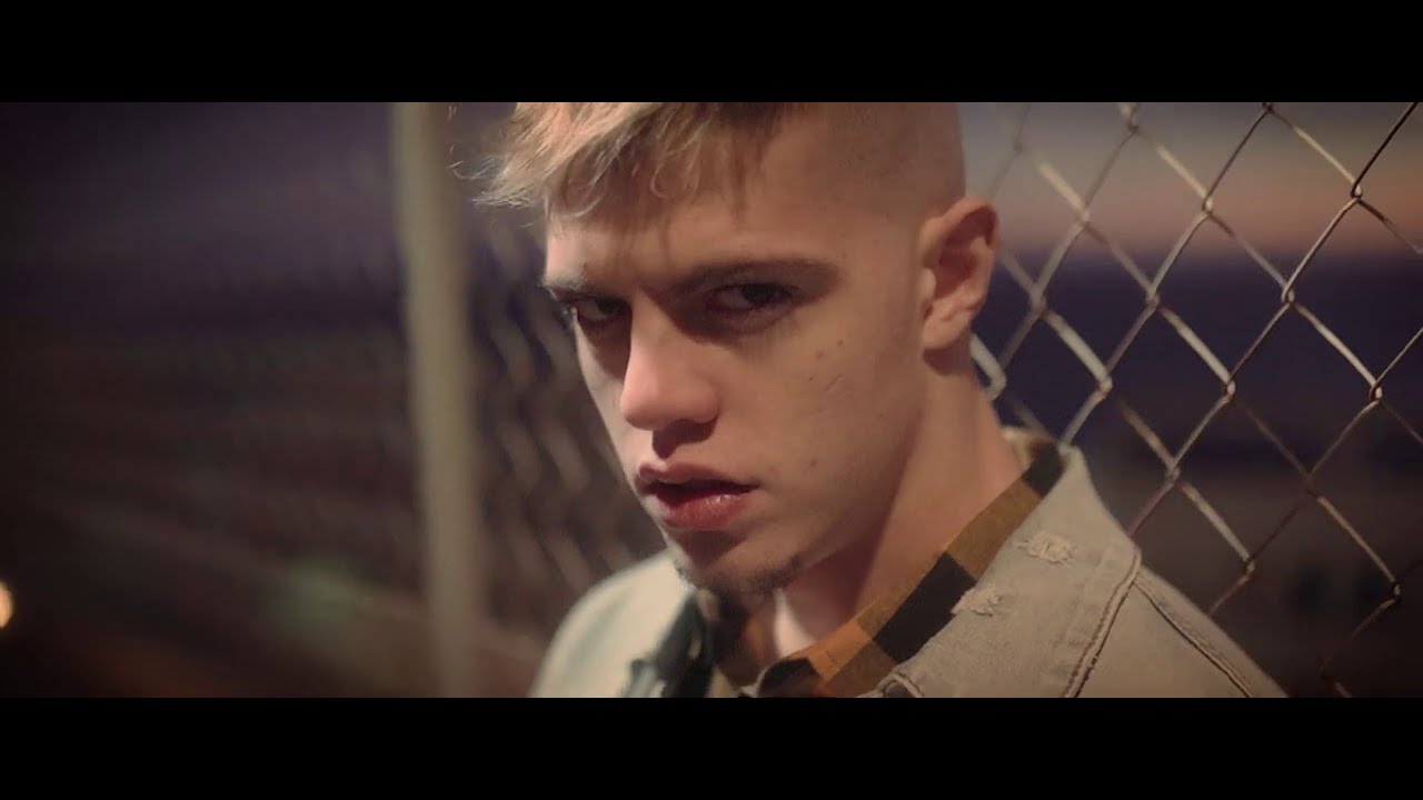 Paris Boy - Cerca de aquí 🌇  (videoclip oficial - Puigfilms)