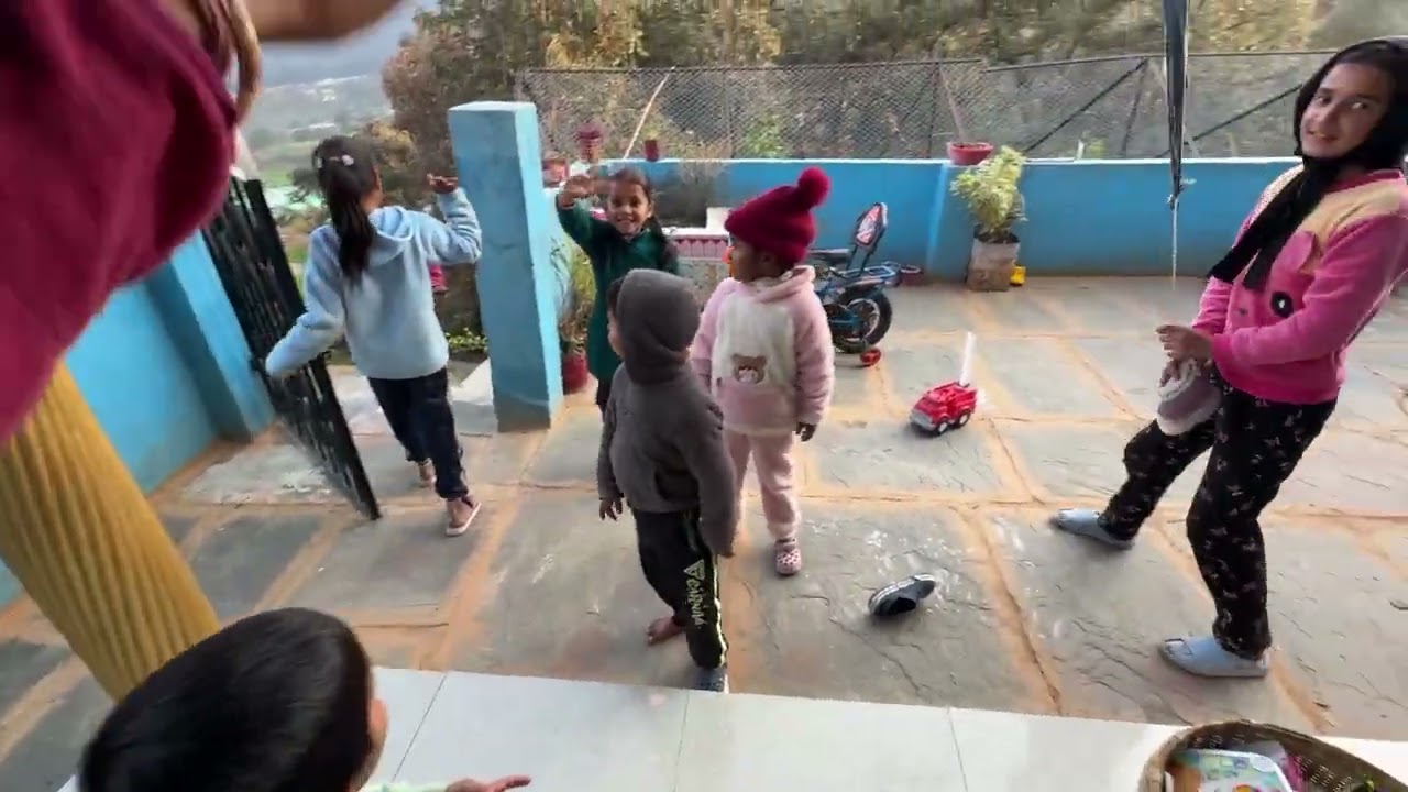 🏫लगता है एक Play School खोलना पड़ेगा, क्या गांव में चलेगा Play School 🗻🏡 😂🤣