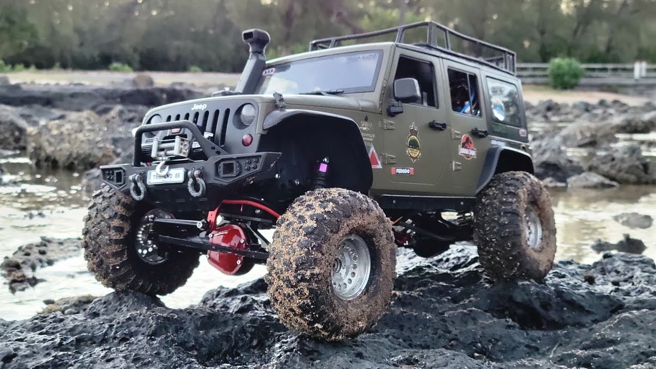 ASMR relaxing RC Crawler at the beach | Jeep Wrangler | New Year vibes