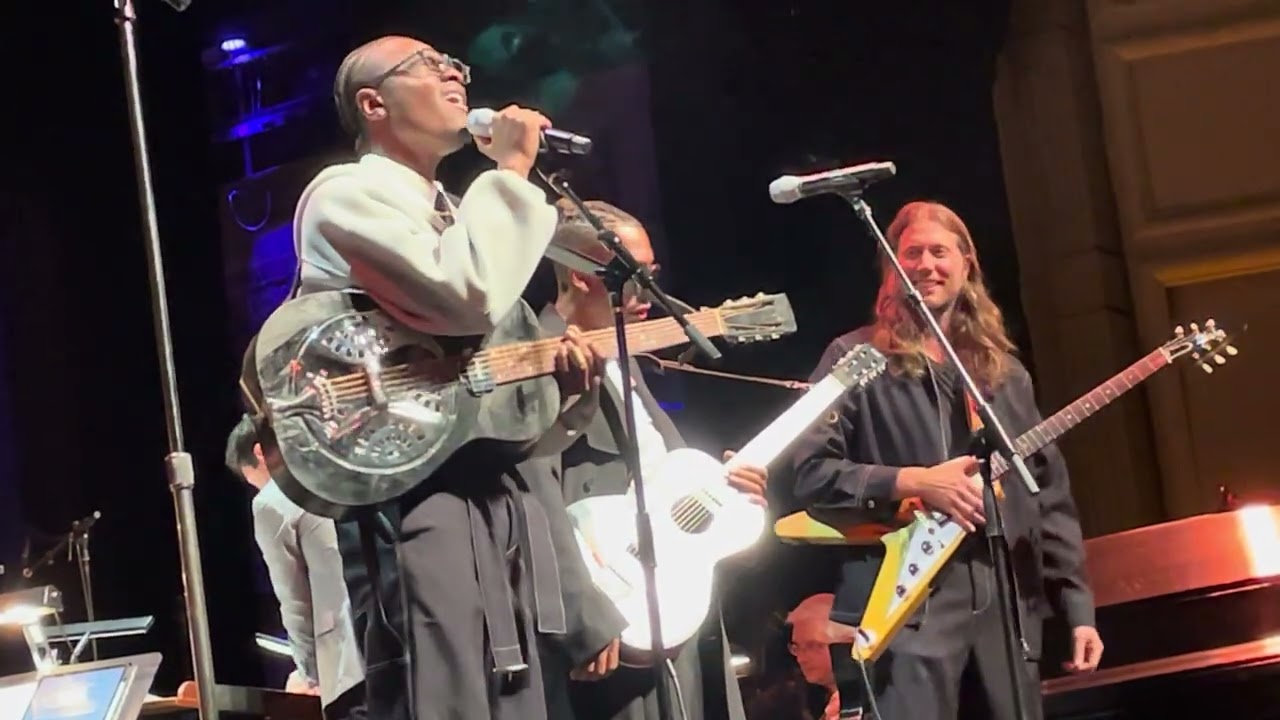 Sinners live orchestra performance 