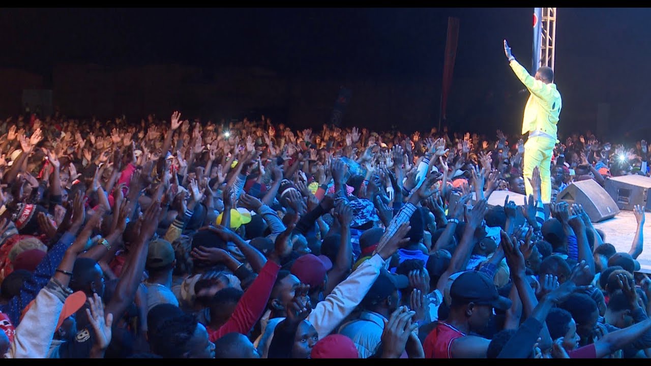 BALAA LA MBOSSO JUKWAA LA WASAFI FESTIVAL MOSHI NI HATARI