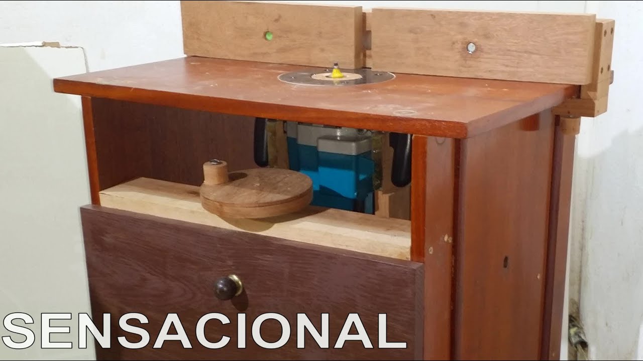Bancada para tupia invertida com sistema de elevação