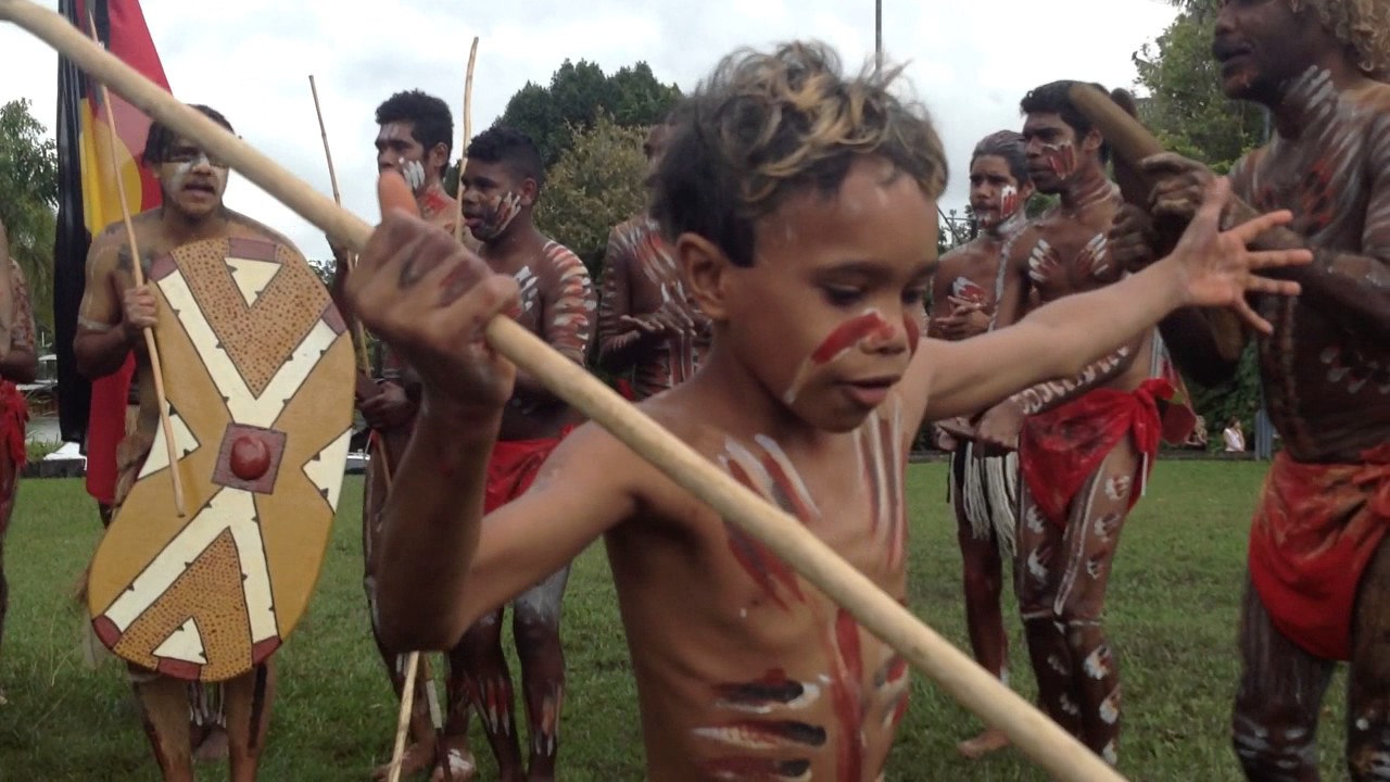 mayi wunba 'owning kuranda' at naidoc march kuranda 2017