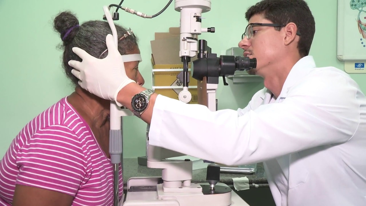Ptose ou Pálpebra caída precisa ser tratada com oftalmologista