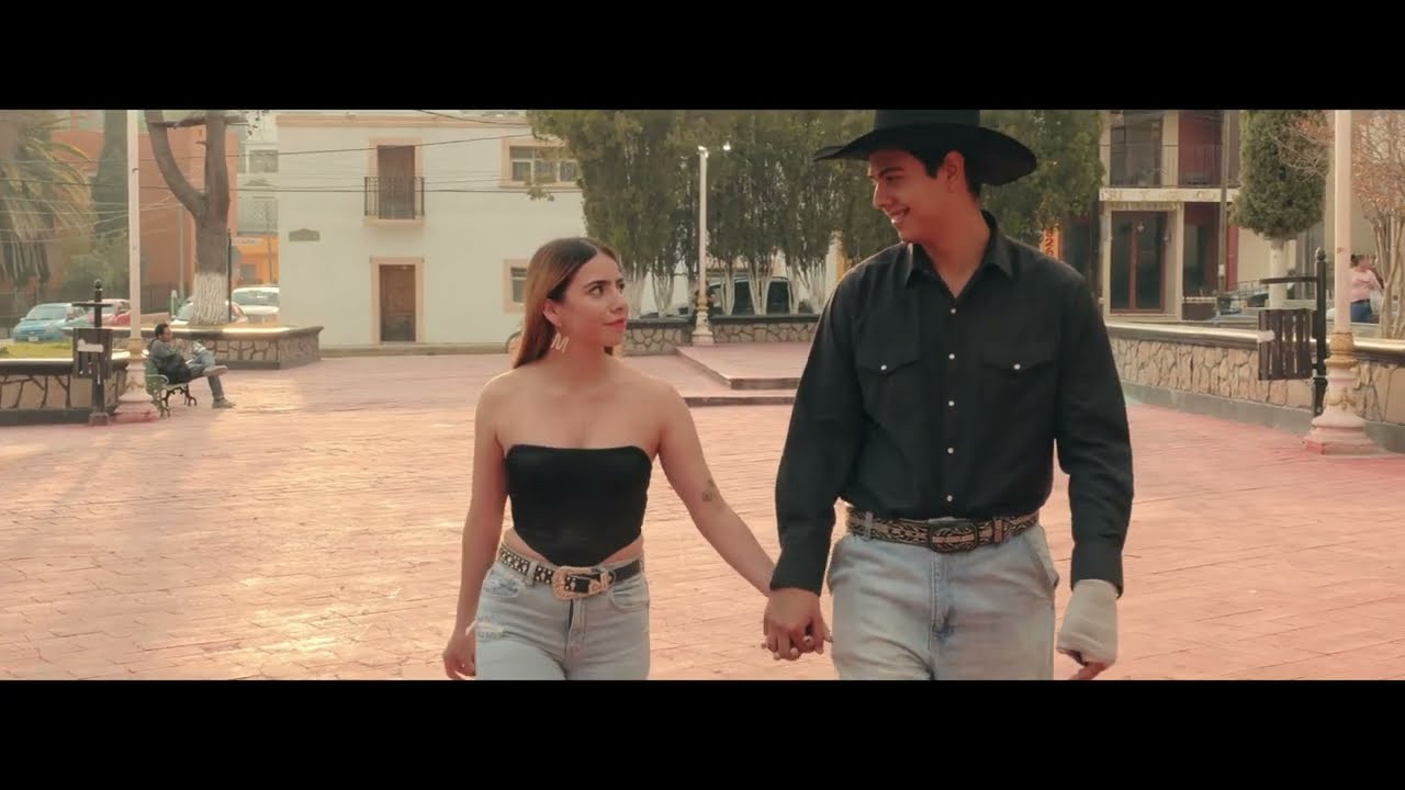 Mariana Bernal / El deseo o el amor
