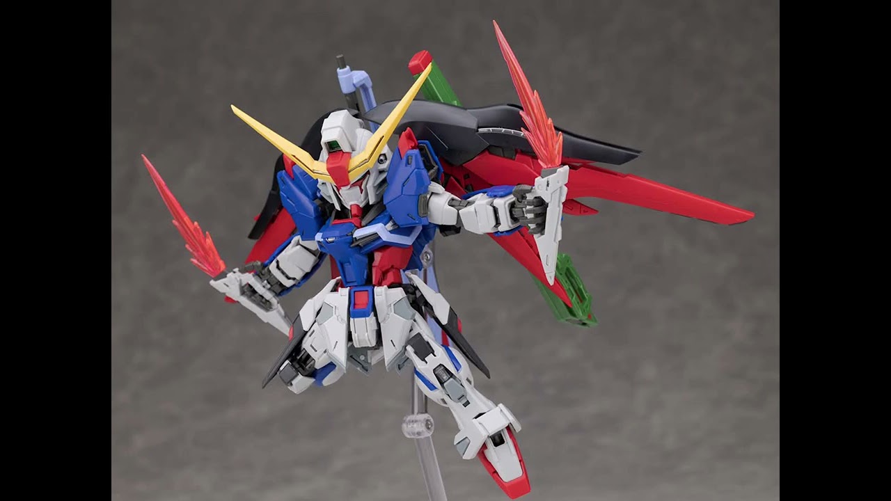 Bandai MGSD Destiny Gundam Preview photos