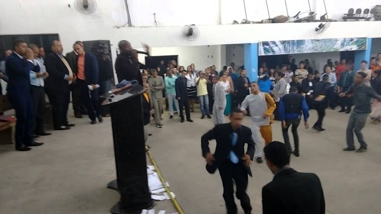 Pr. Messias Santos na vigília da OR PORTÃO DE FERR