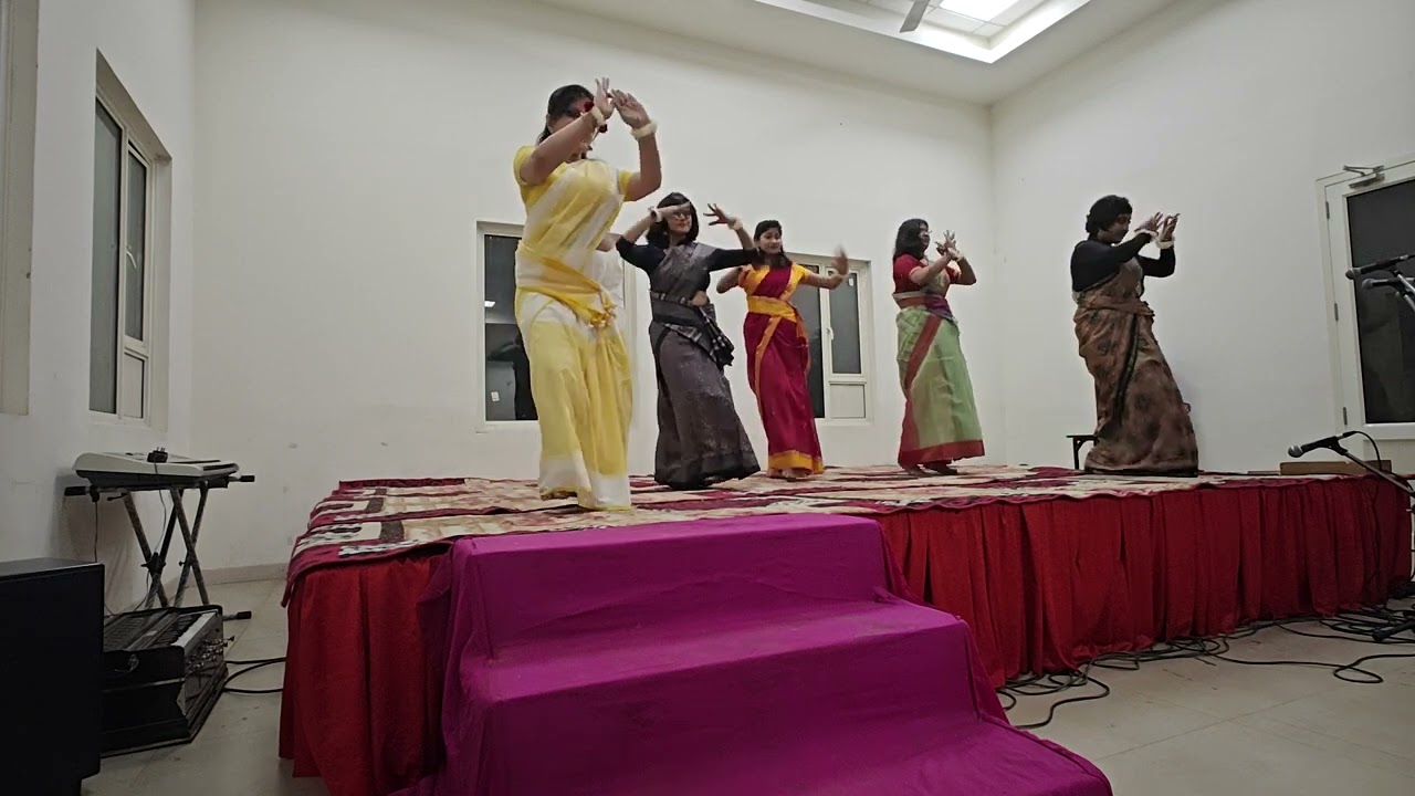 Mayabono Biharini Horini Rabindro-nrittyo by Sajhyadri Bangali Dance group