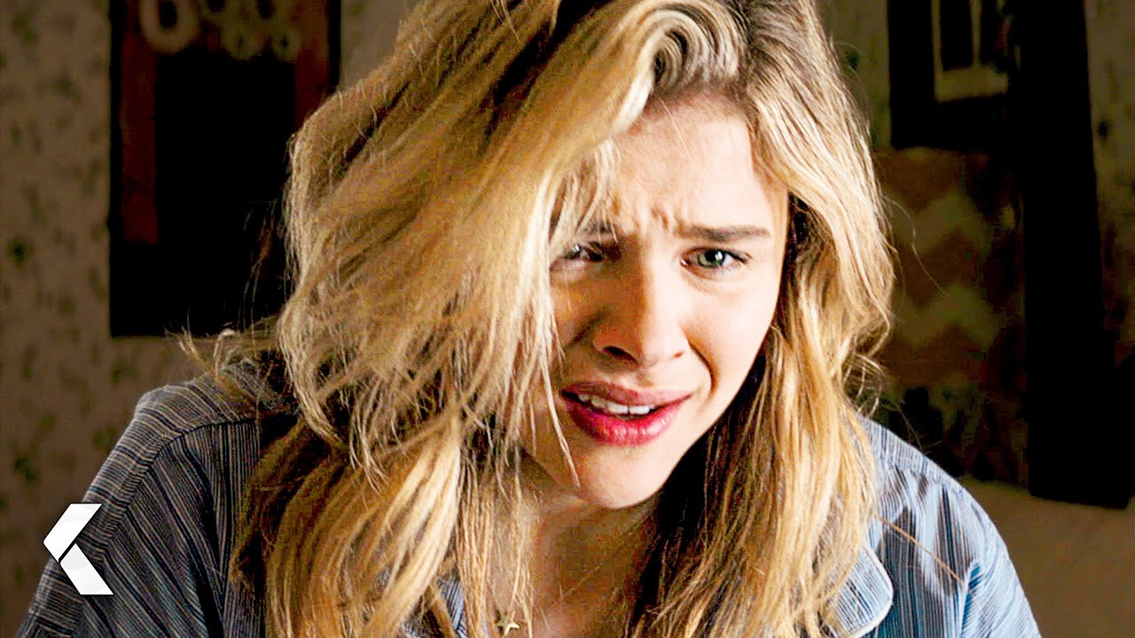 Chloë Grace Moretz recibe un Disparo en la Pierna - LA QUINTA OLA Clip