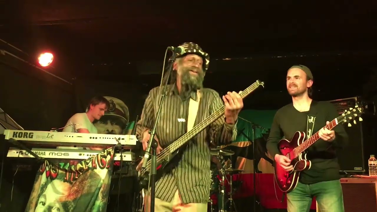 Dub Judah live at Java / Paris Nov 2016
