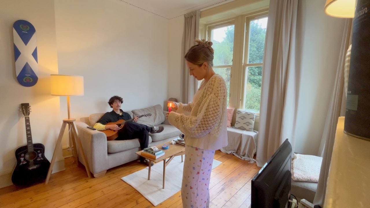 a slow, cozy, rainy sunday, foodie festival & relaxing at home (edinburgh vlogust)