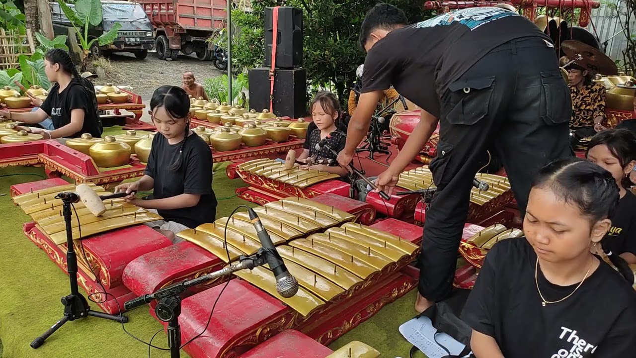 gending banyumasan,sanggar asri budya,desa srowot,kec kalibagor