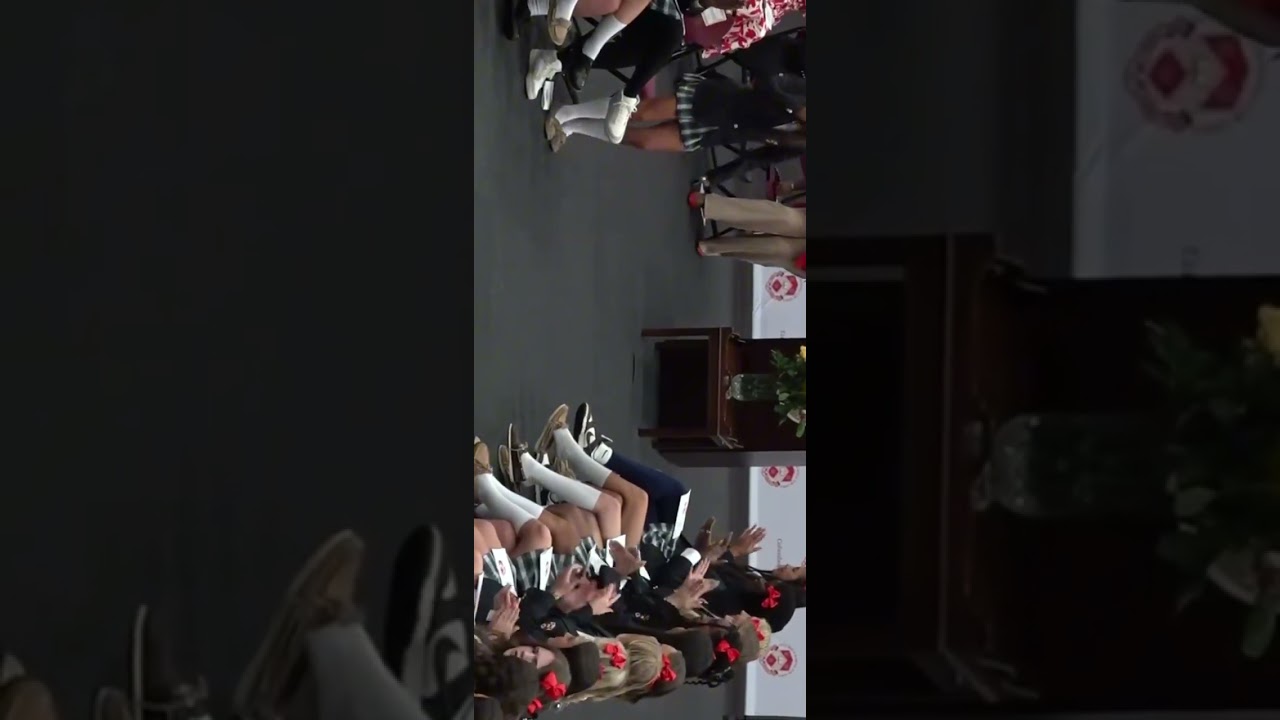 Blonde dangling Shoeplay flats (Check desc) 