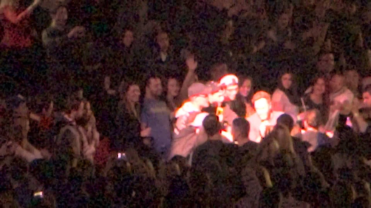 Imagine Dragons - On Top of the World (Live at Bell Centre Montreal - 03Mar14)