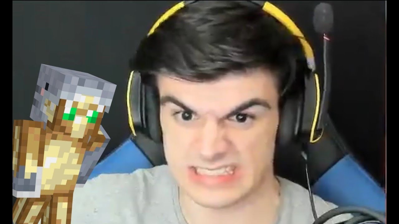 4 minutes and 33 seconds of Foolish Gamers being a gamer