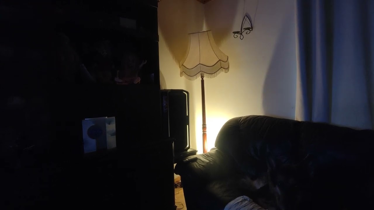 Ghost lamp'/paranormal.