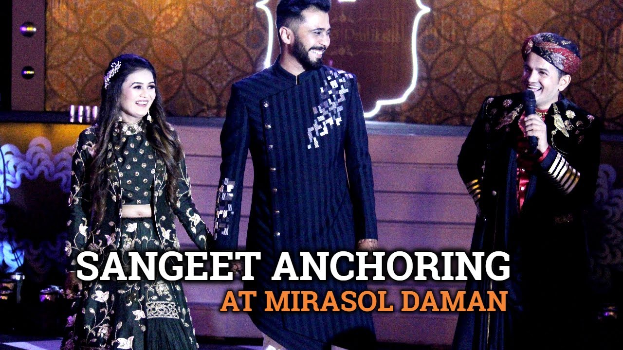 Wedding Anchor Girish Sharma | Sangeet Anchoring Video | Mirasol Daman | Bollywood Hungama Sangeet