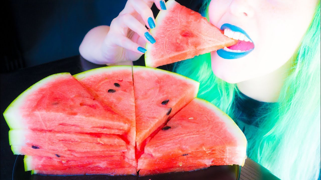 ASMR: Super Juicy & Crunchy Stacked Watermelon Slices ~ Relaxing Eating Sounds [No Talking|V] 😻