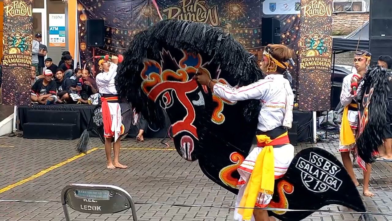 JARANQN FEAT BARONG CAPLOK MARDI UTOMO LIVE LUWES SALATIGA JAWA TENGAH 