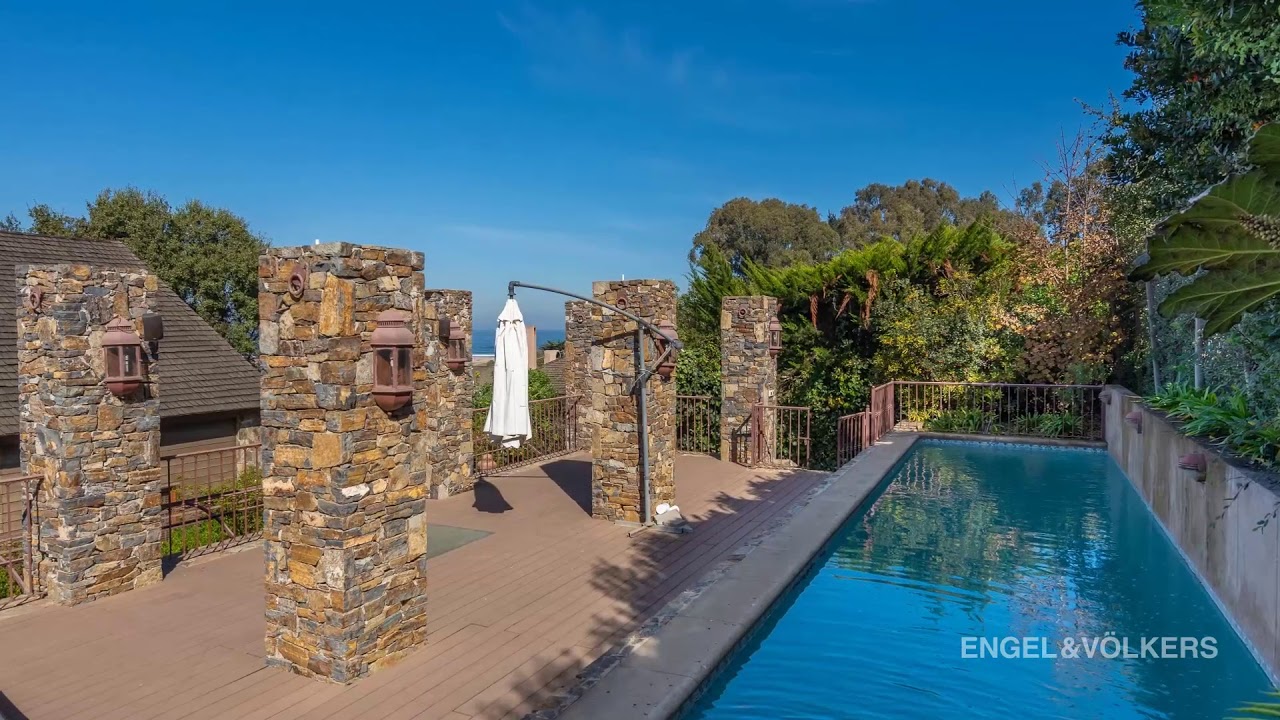 📍Cachagua, Zapallar | #Casa #EnVenta | A pasos de la playa de Cachagua.