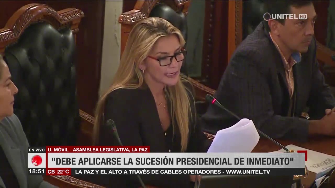 Jeanine Añez asume la presidencia del Estado de manera transitoria