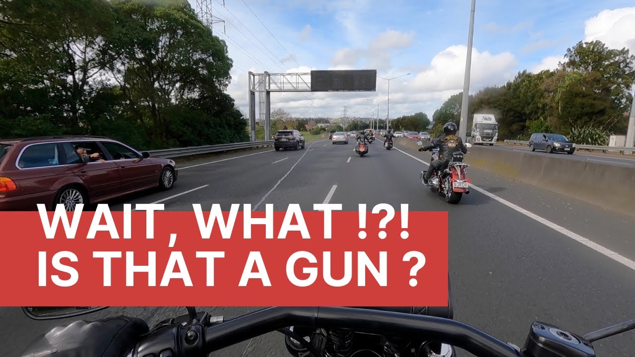 Auckland HOG Chapter Has an Unexpected Encounter on the Southern Motorway