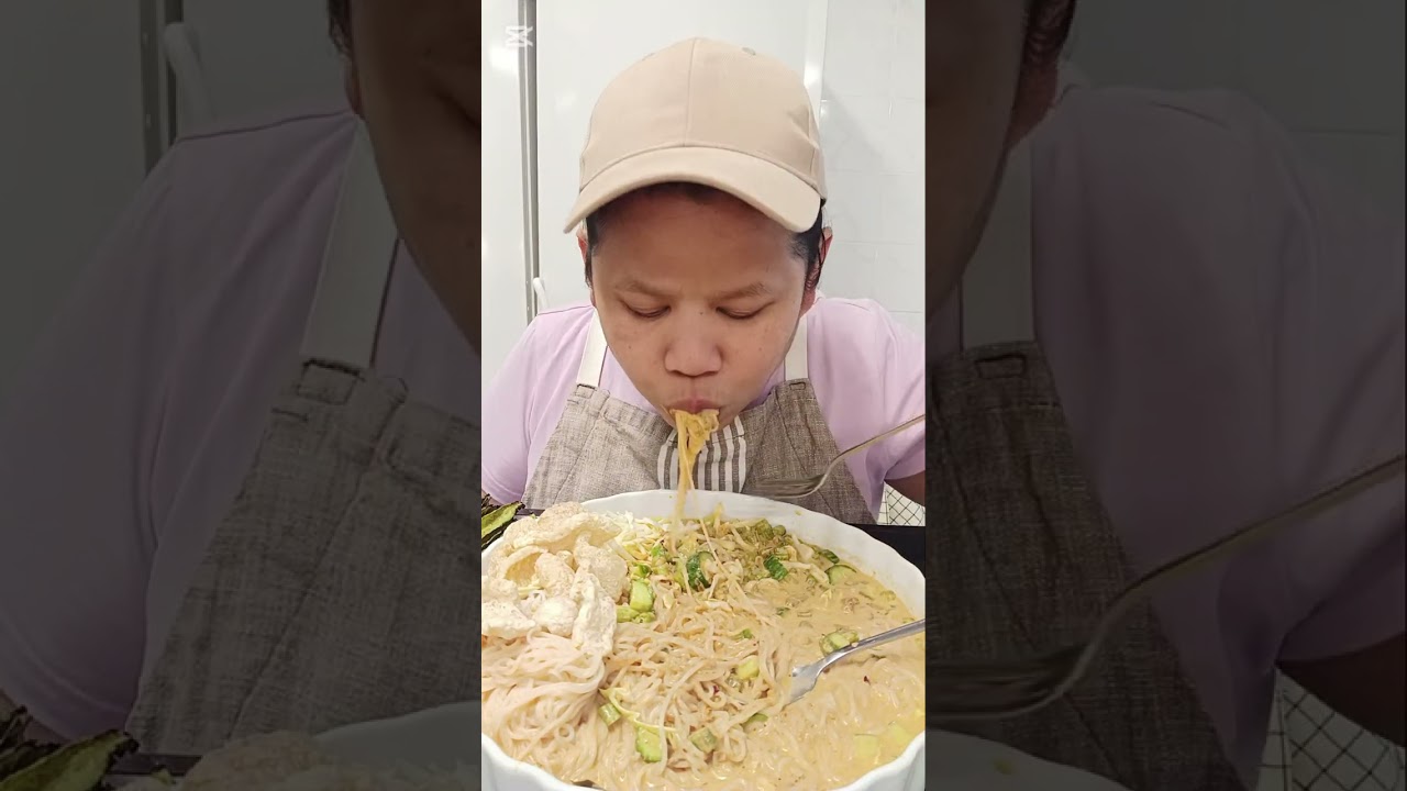 มื้อนี้ #ขนมจีนน้ำยา กินกับแคบหมูแซ่บๆ