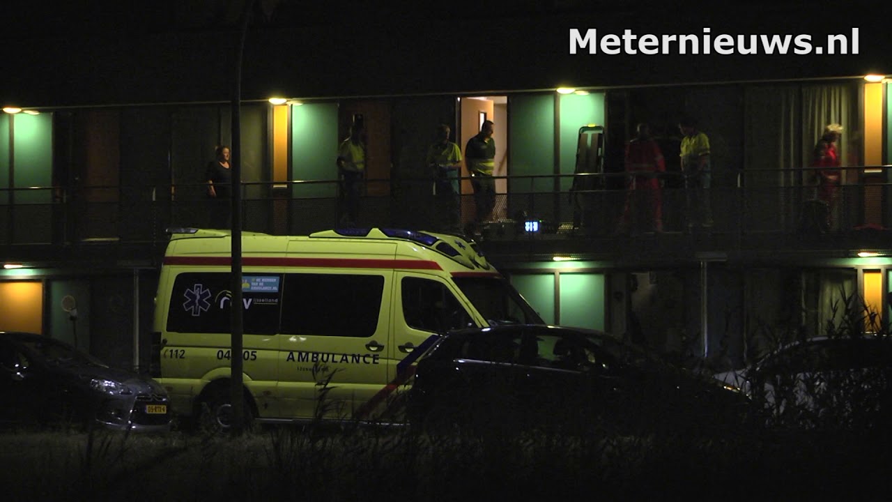 Arestatieteam valt woning in Zwolle binnen