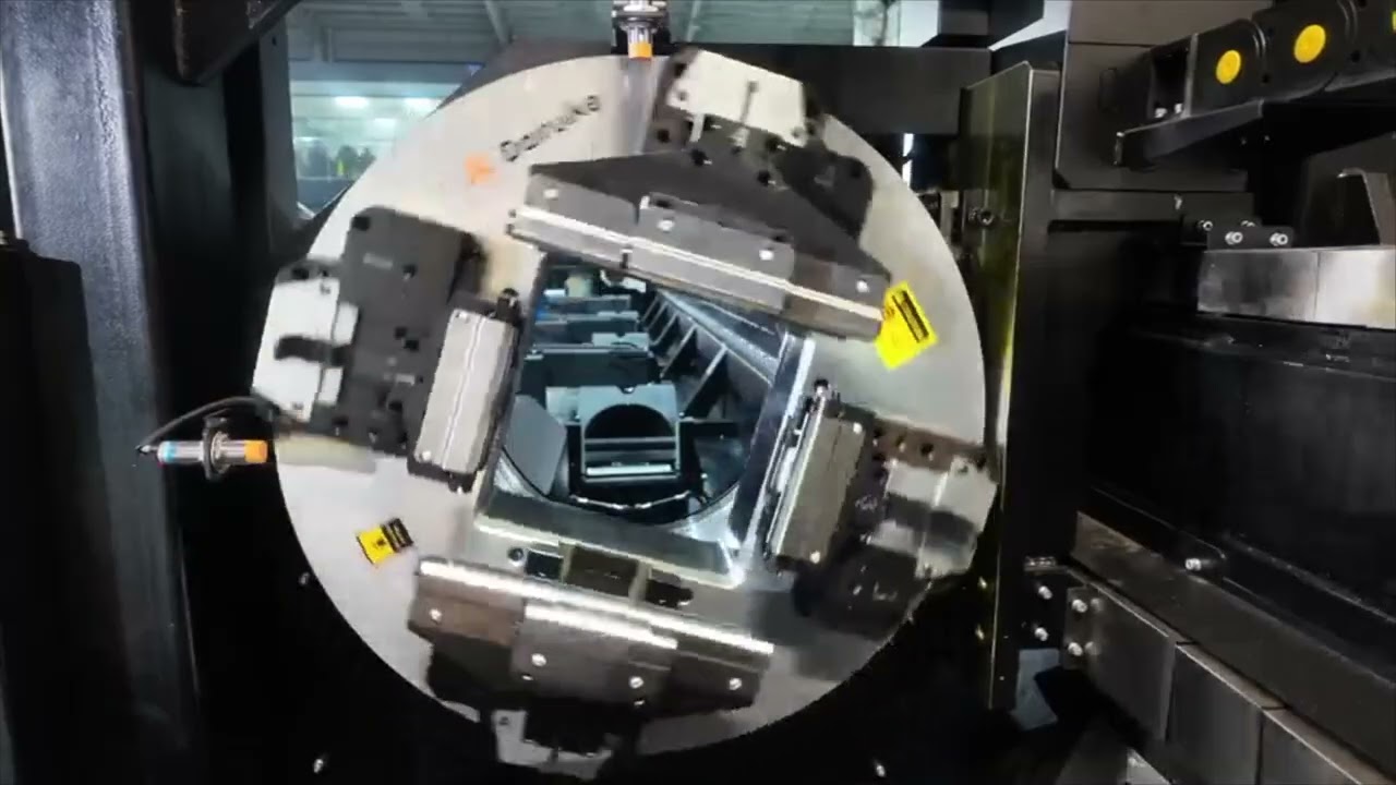 Bescutter Tube Master 7524 Fiber Laser Tube Cutter