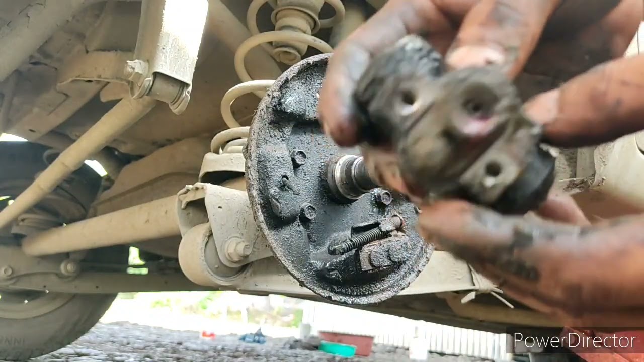 Maruti suzuki alto break oil leakage rear wheel