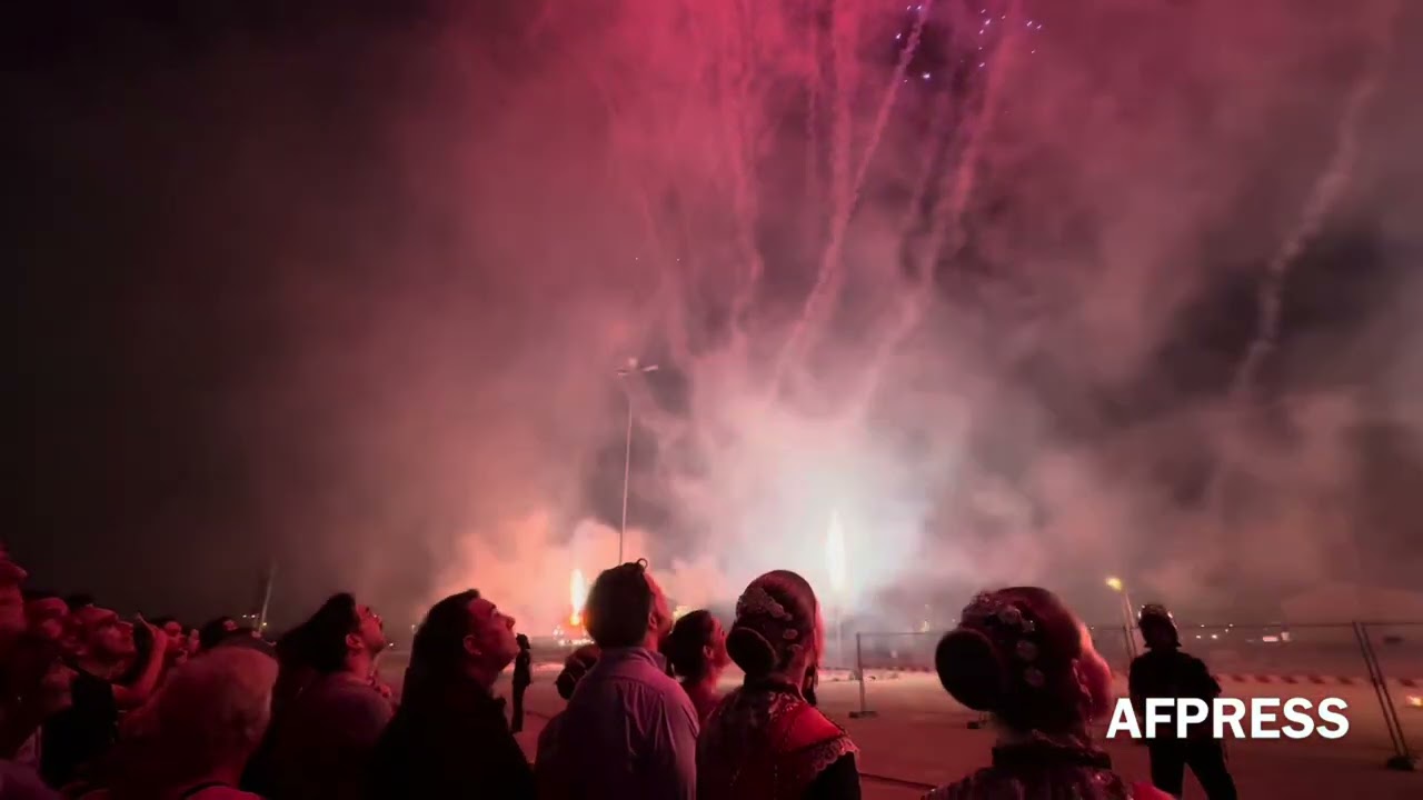 Mascleta Vertical Nocturna Fiestas de Agosto Elche 2023