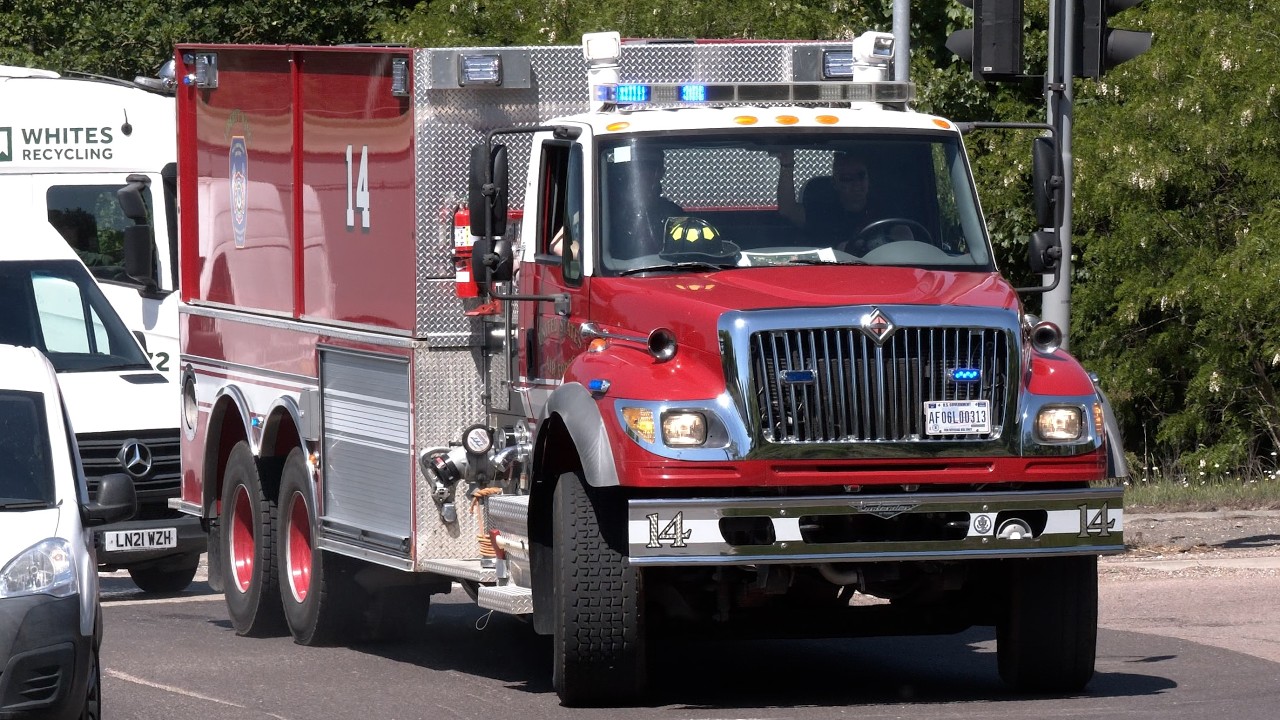 Fire trucks responding to a forest fire and other emergency vehicles 🚨