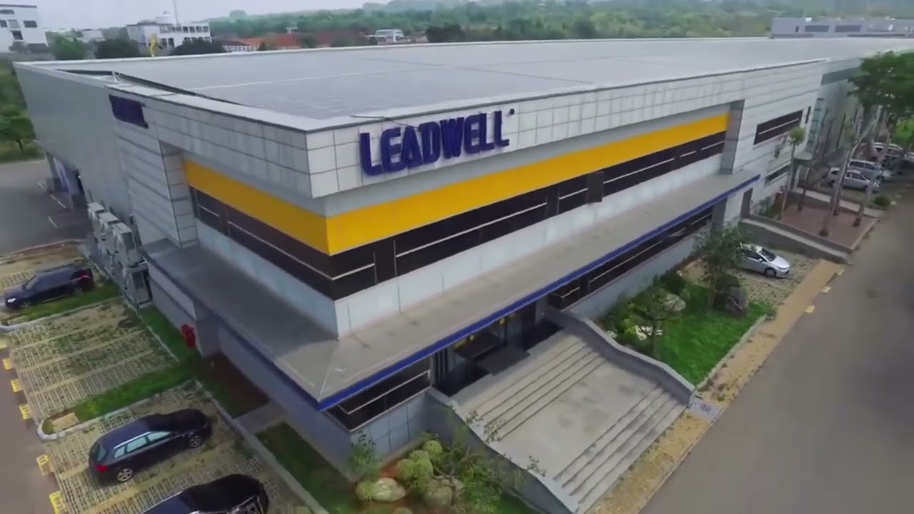 Leadwell CNC machines are available at stock in the UK (Wh-Lead) #ukmanufacturing #ukmfg