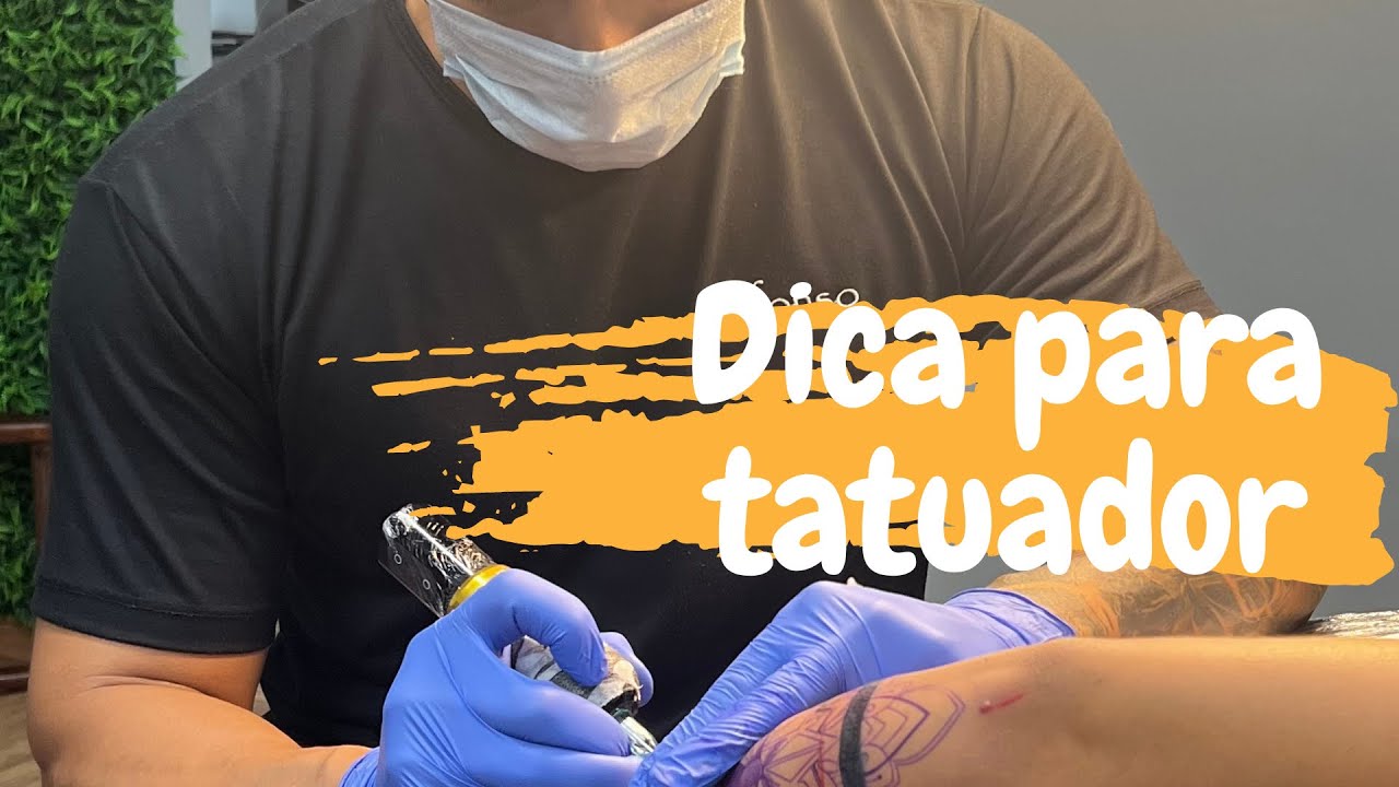 Tatuagem de frase nas costas/ como tatuar uma frase completo