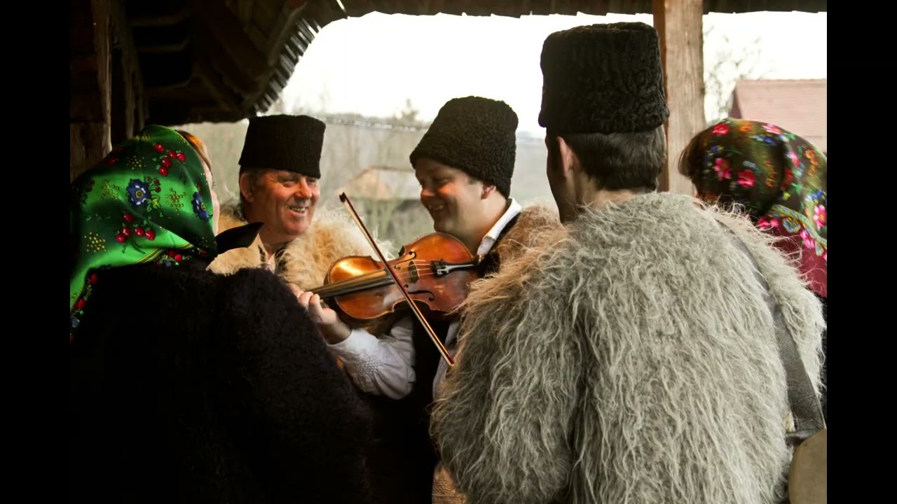 Grupul iza;  Sculati sculati boieri mari ,