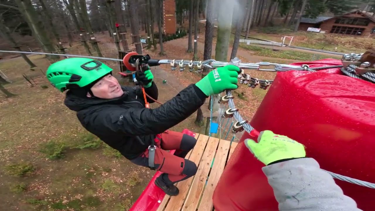 Trasa tyrolkowa w parku linowym Jedlina-Zdrój