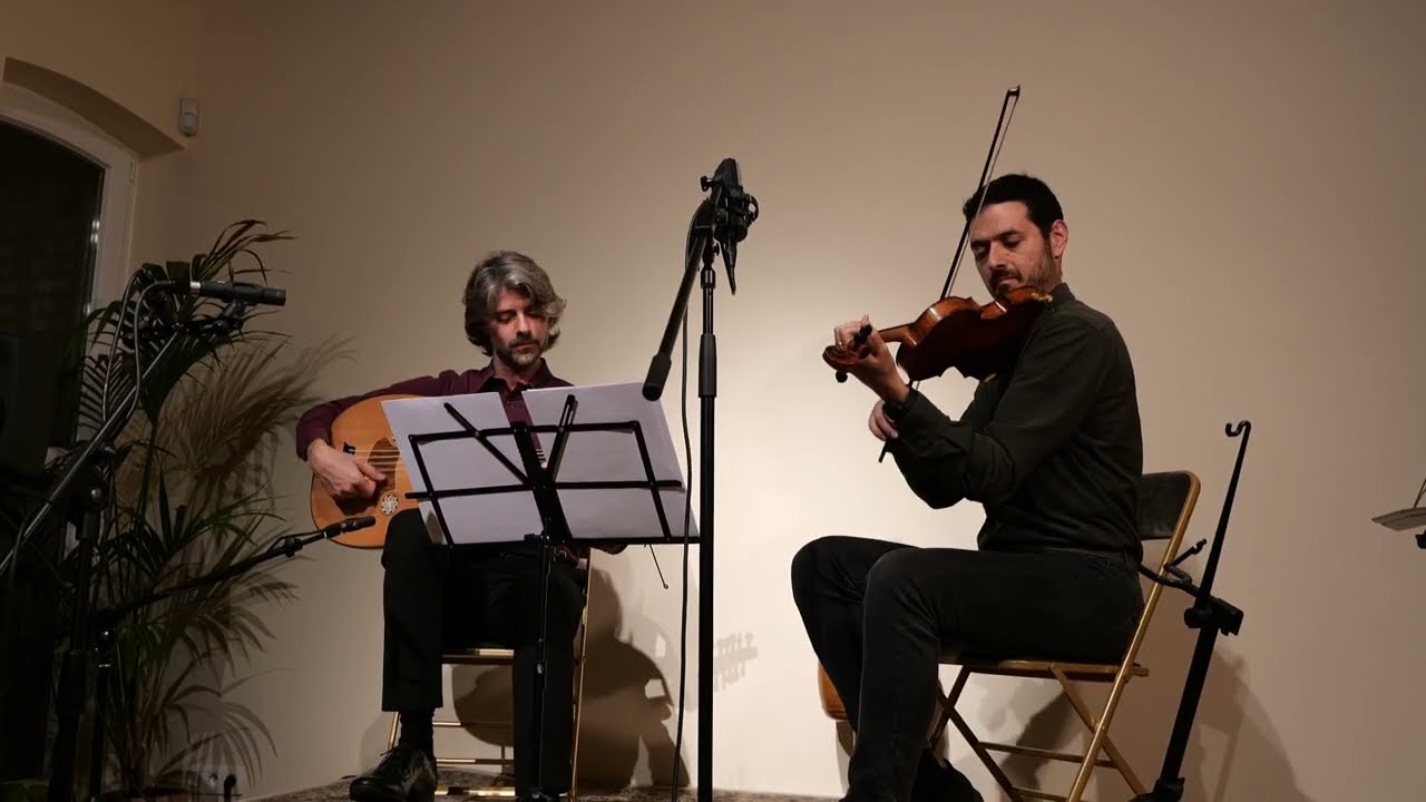 Michalis Kouloumis & Tristan Driessens : Köyde Sabah - Çeçen Kızı