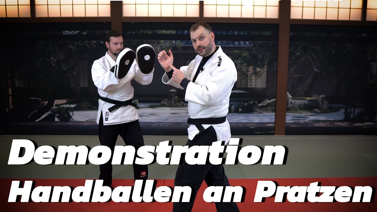 Neues Prüfungsprogramm: Handballentechnik gegen Pratzen (Gelbgurt)