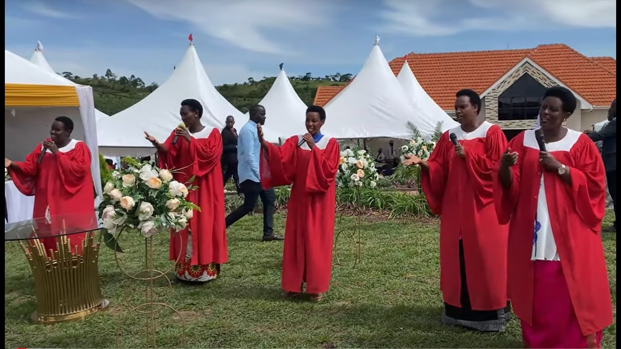 EMMANUEL CATHEDRAL CHOIR FAREWELL SONG TO BISHOP
