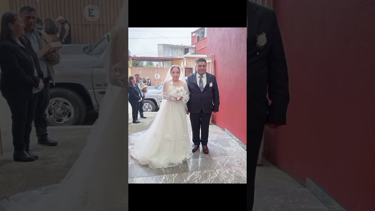 VESTIDA DE BLANCO, HIJA MÍA, Abundio Alboronzo Cruz, Autor, Escritor y Compositor: 