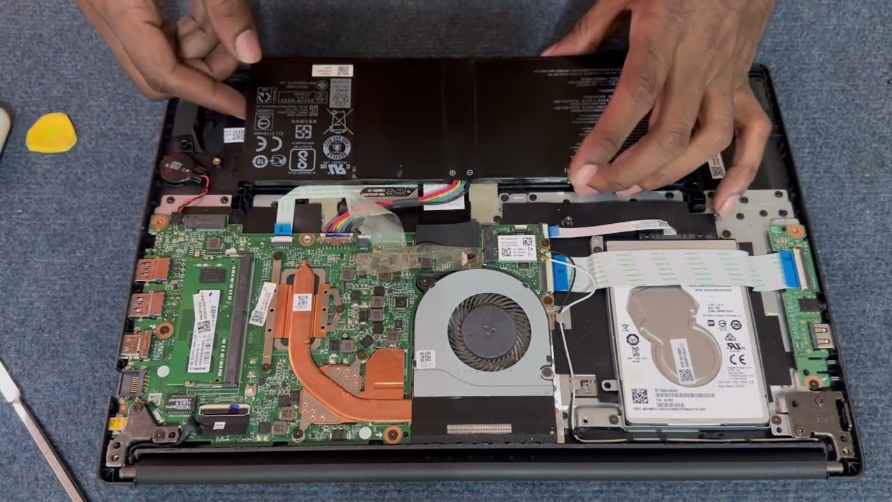 Acer Aspire A315-55 series Battery Replacement