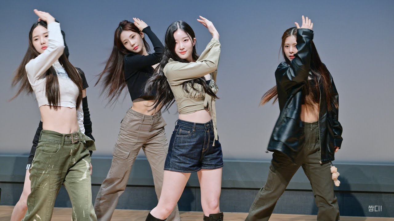 [4K] 230318 트리플에스(tripleS) 김유연 - 'Rising'  개인 직캠 (디어마이뮤즈 대면 팬사인회)(에스플렉스센터 다목적홀) #트리플에스 #tripleS