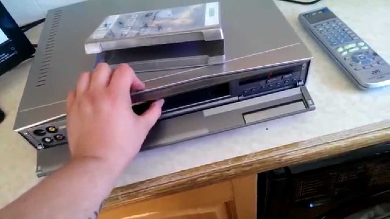 D-VHS Player D-Theater Demonstration