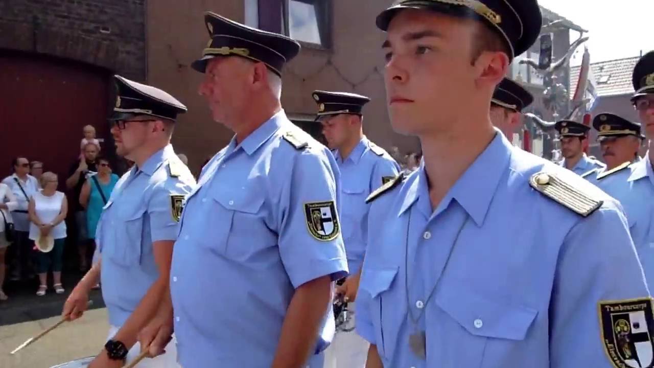 Schützenfest Nievenheim Ückerath So. 10.07.2016, Parade