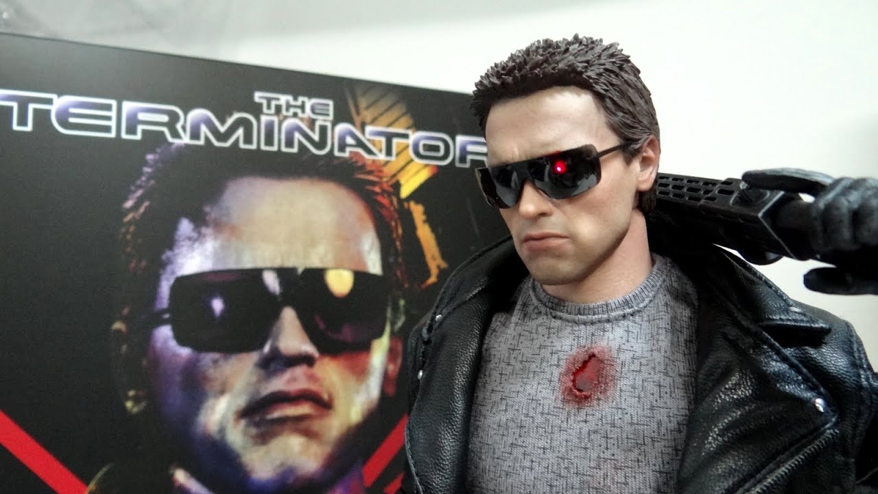Hot Toys The Terminator T-800 Battle Damaged Review / DiegoHDM