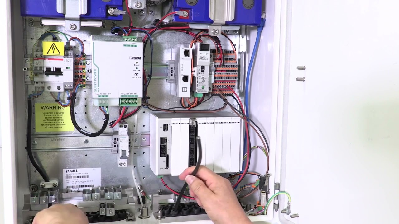 Vaisala Data Management Unit DMU801 - field installation
