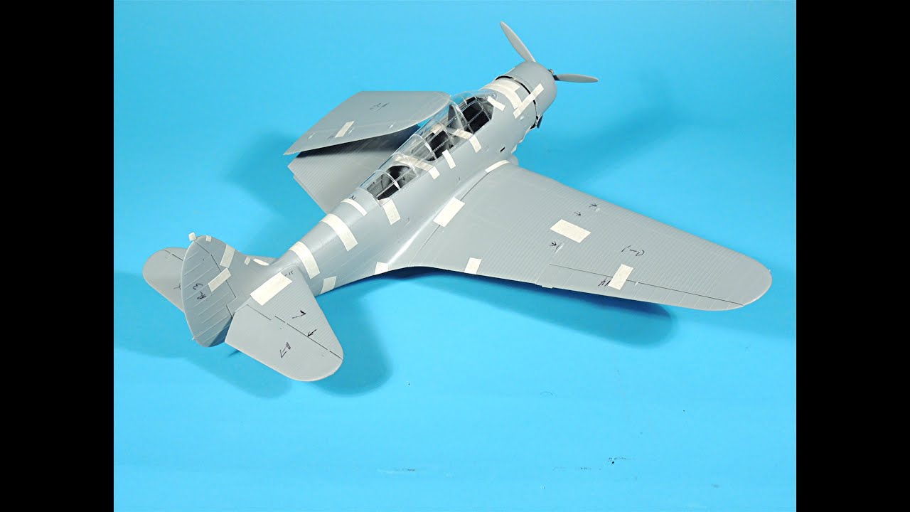 Trumpeter 1/32 scale TBD-1 Devastator tape up review.
