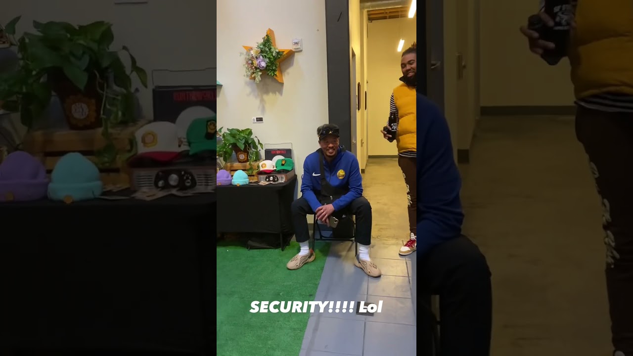 Cool Neighbors at THE BLACKOUT MARKET: Meeting Head Security